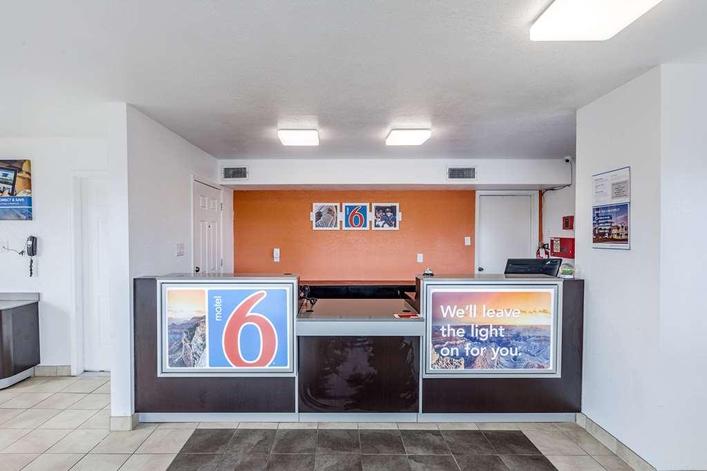 Motel 6 Fort Worth - Northside ภายใน รูปภาพ