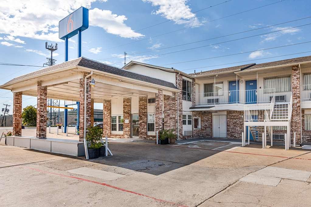 Motel 6 Fort Worth - Northside ภายนอก รูปภาพ