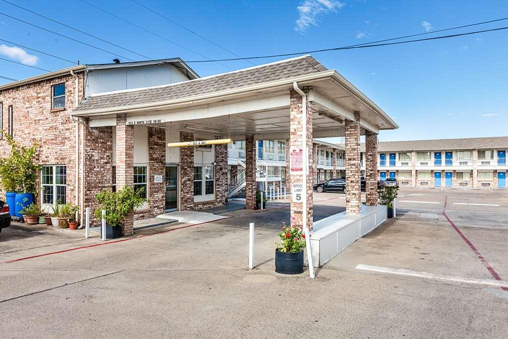 Motel 6 Fort Worth - Northside ภายนอก รูปภาพ