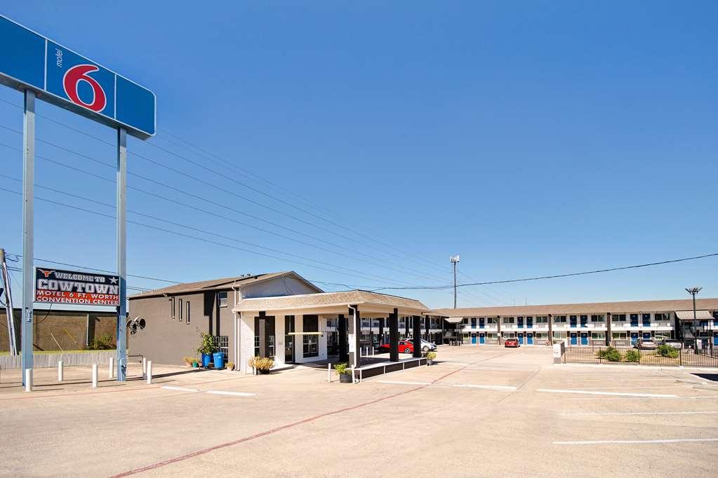 Motel 6 Fort Worth - Northside ภายนอก รูปภาพ