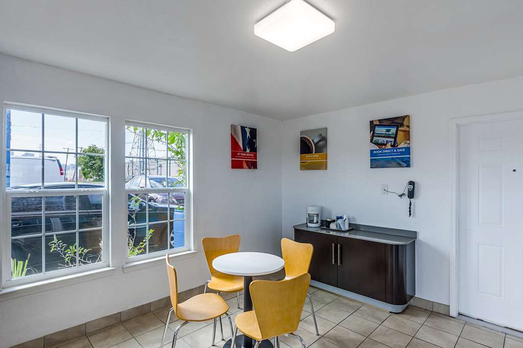Motel 6 Fort Worth - Northside ภายใน รูปภาพ